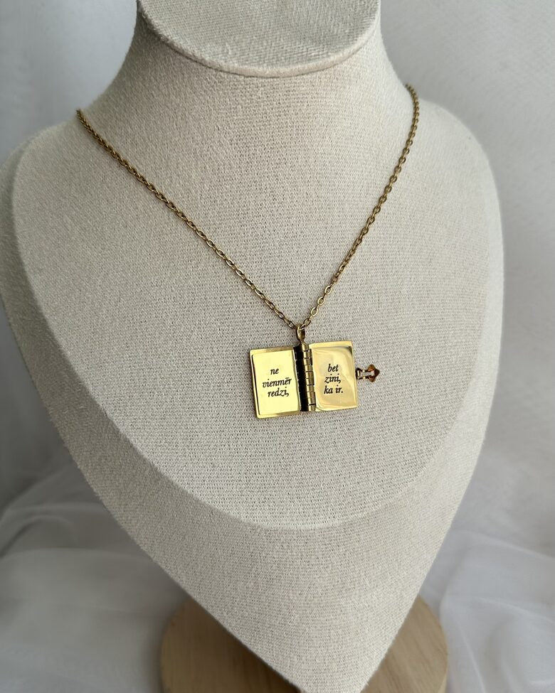 Kaklarota “Grāmatiņa”