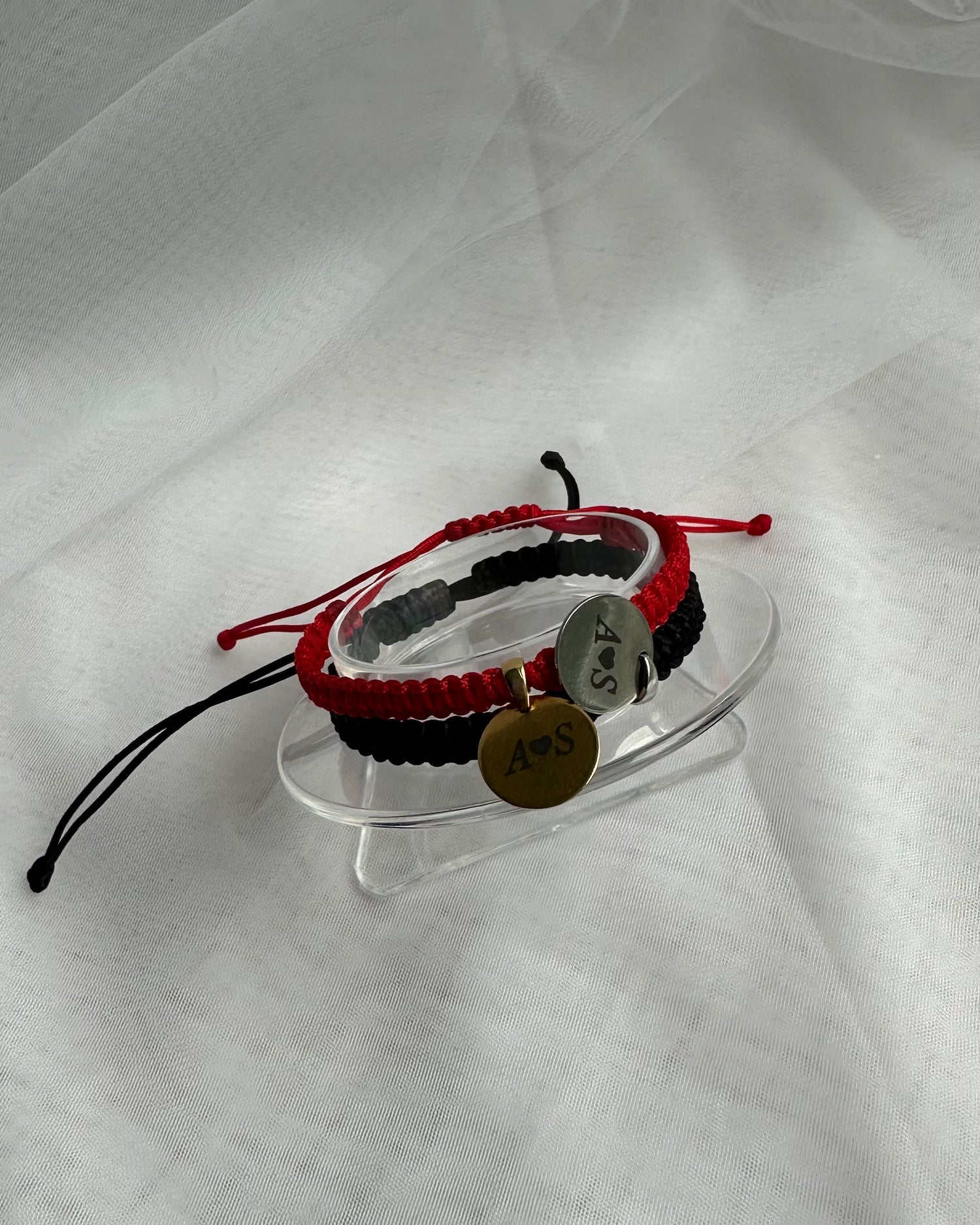 Pāru rokassprādzes