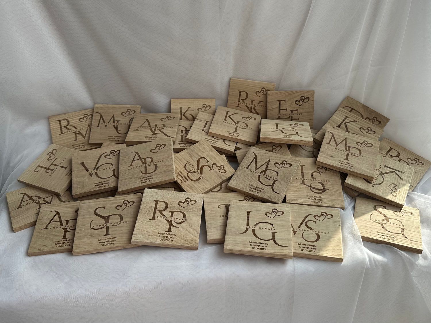 Galda kartes ar gravējumu