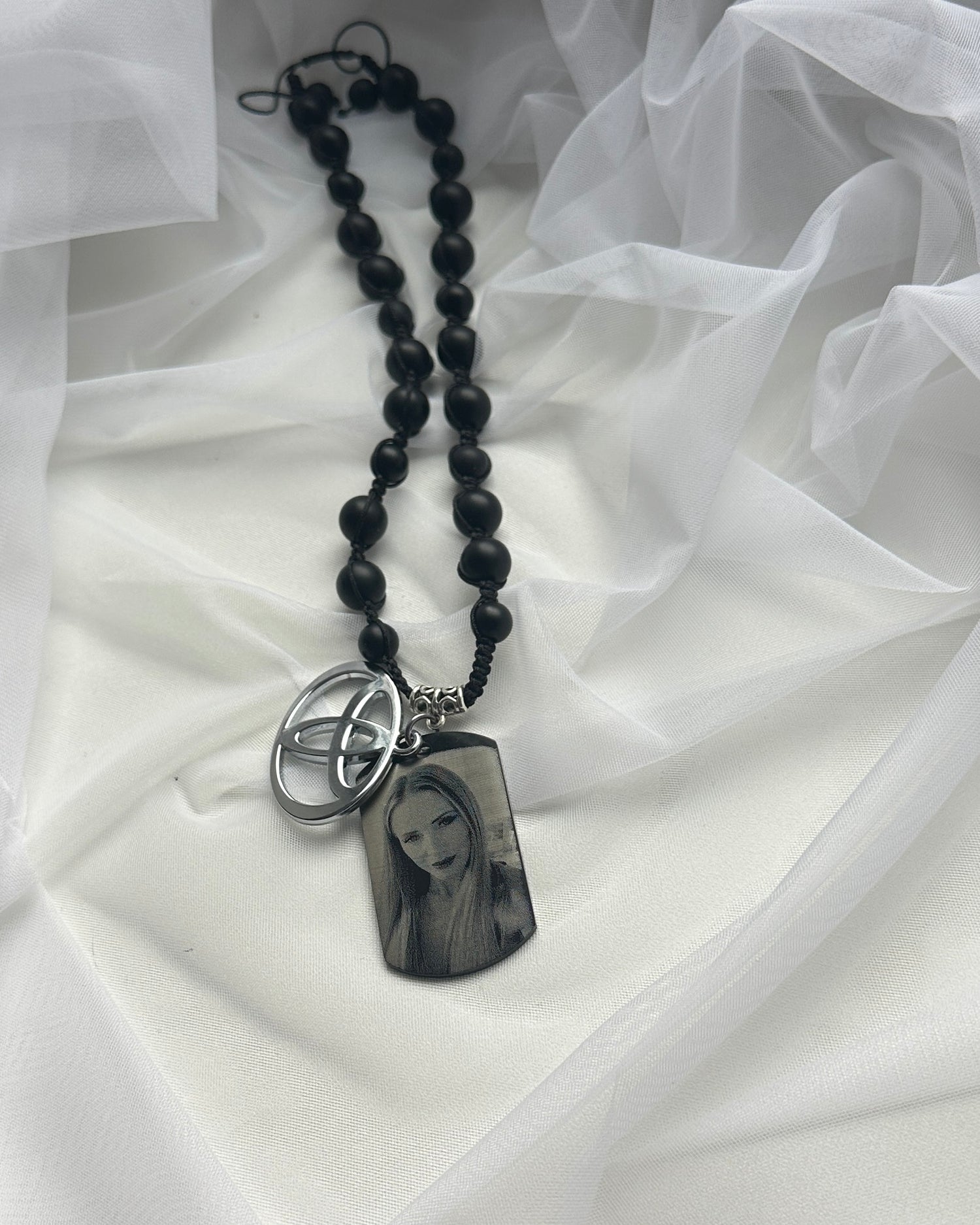 Auto spoguļa dekors ar foto gravējumu