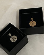 Kuloni ar gravējumu Image 2