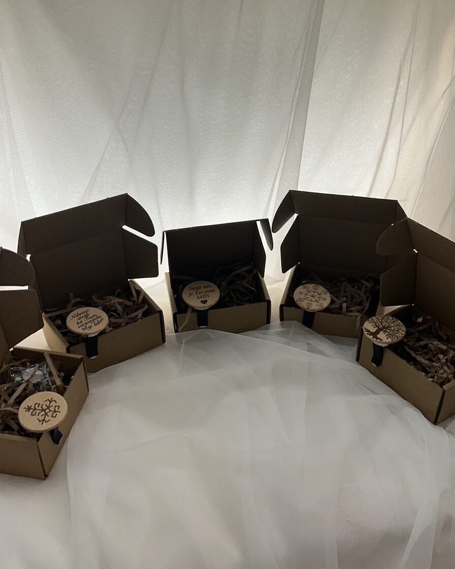 CK ONE iedvesma (dažādi dizaini) Image