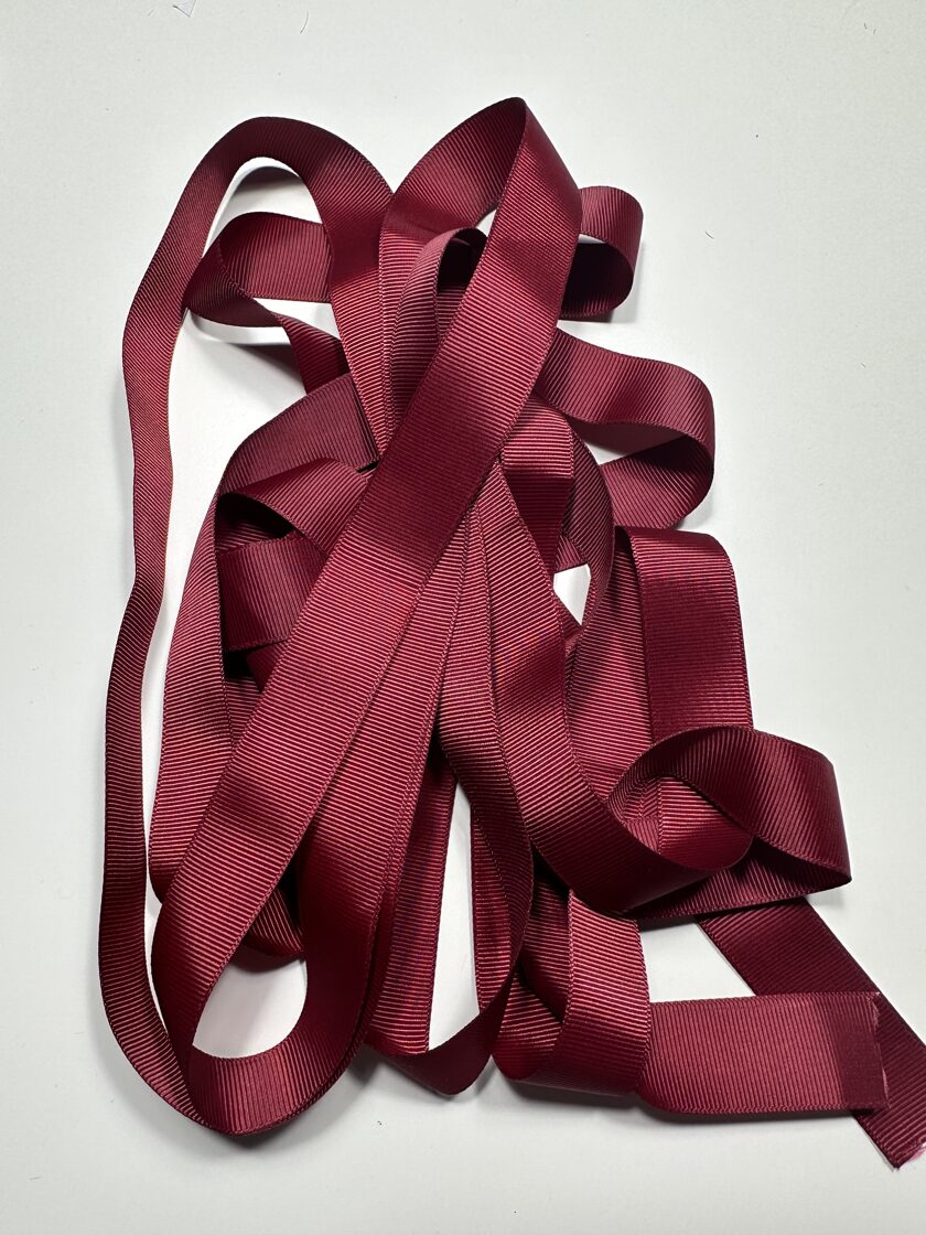 Sarkana stīpiņa  Image 2