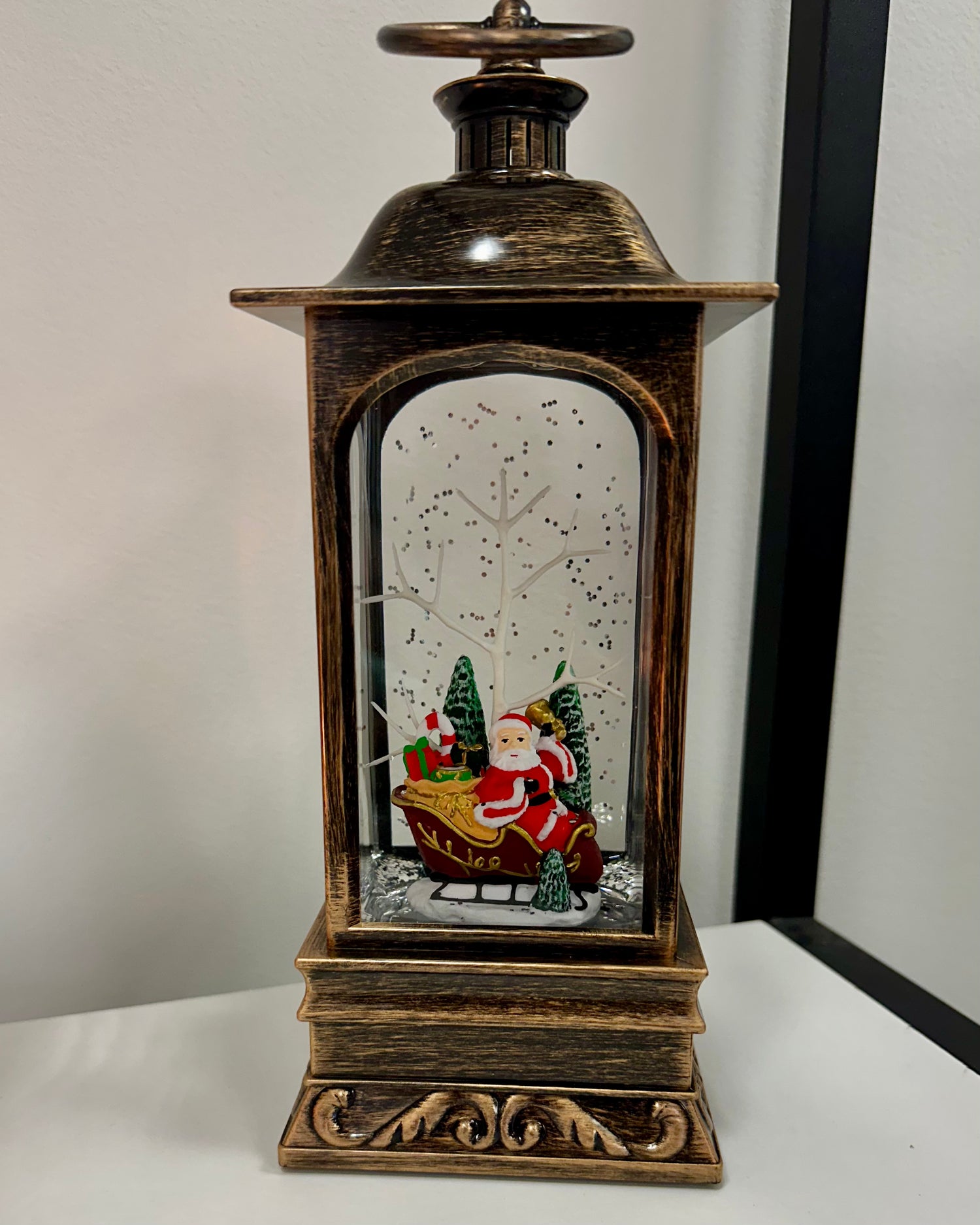 Vidējā Ziemassvētku laterna