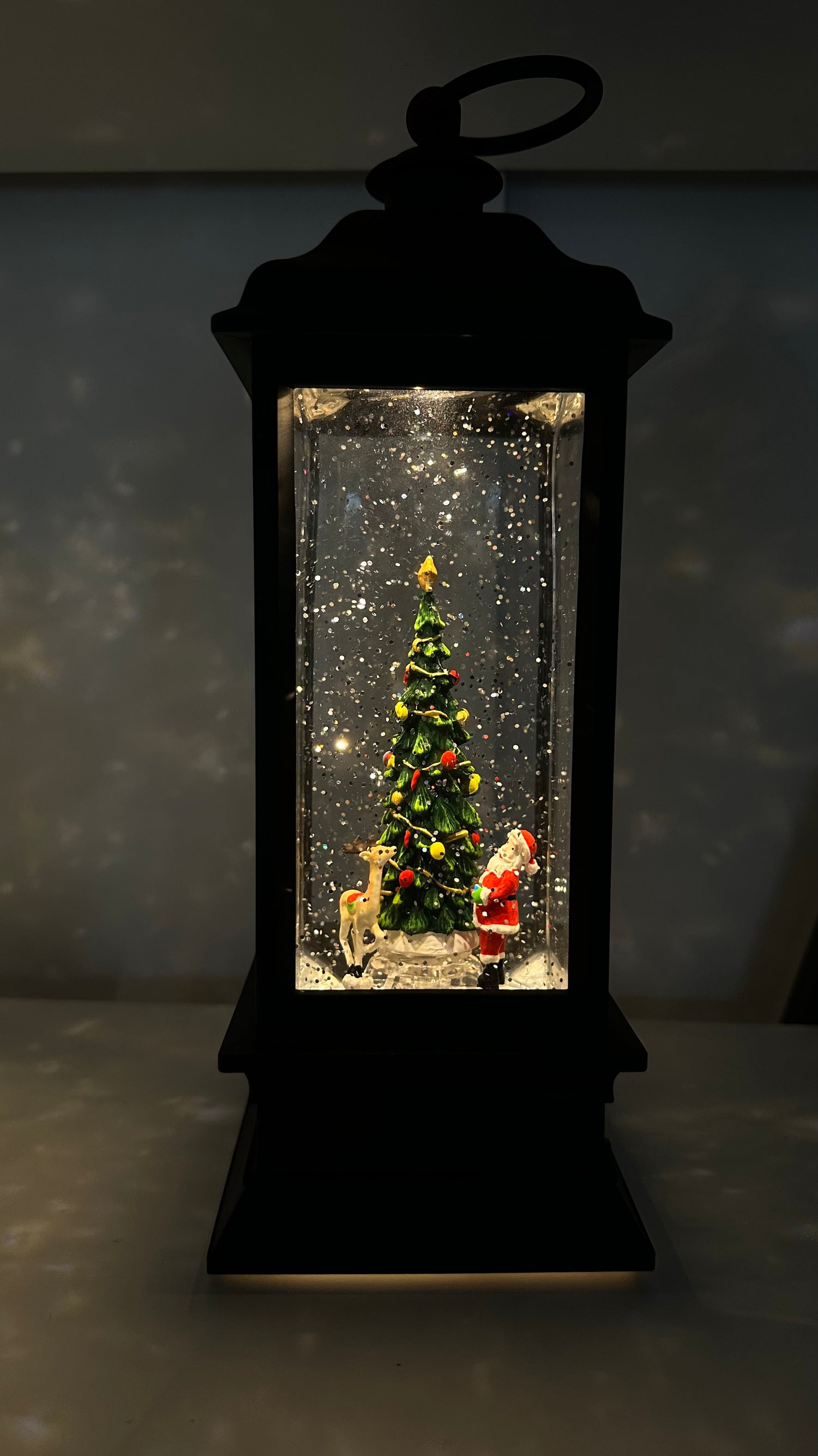 Lielā laterna ar eglīti, melna