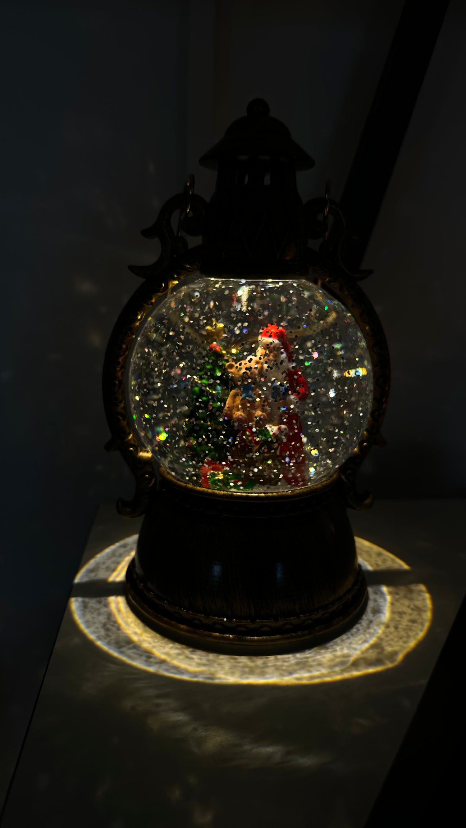 Apaļā laterna ar lācīti